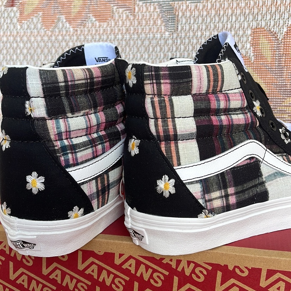 Vans WMNS Sk8-Hi
Floral Plaid Patchwork
VN0A7Q5NUUW
 sneakers - Picture 15 of 16